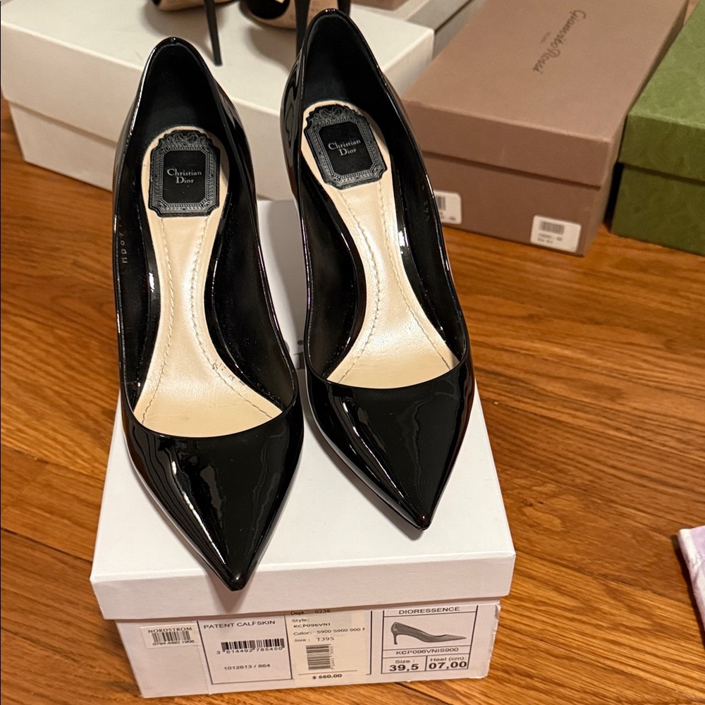 Dior Black Patent Leather Heels - Picture 4 of 11